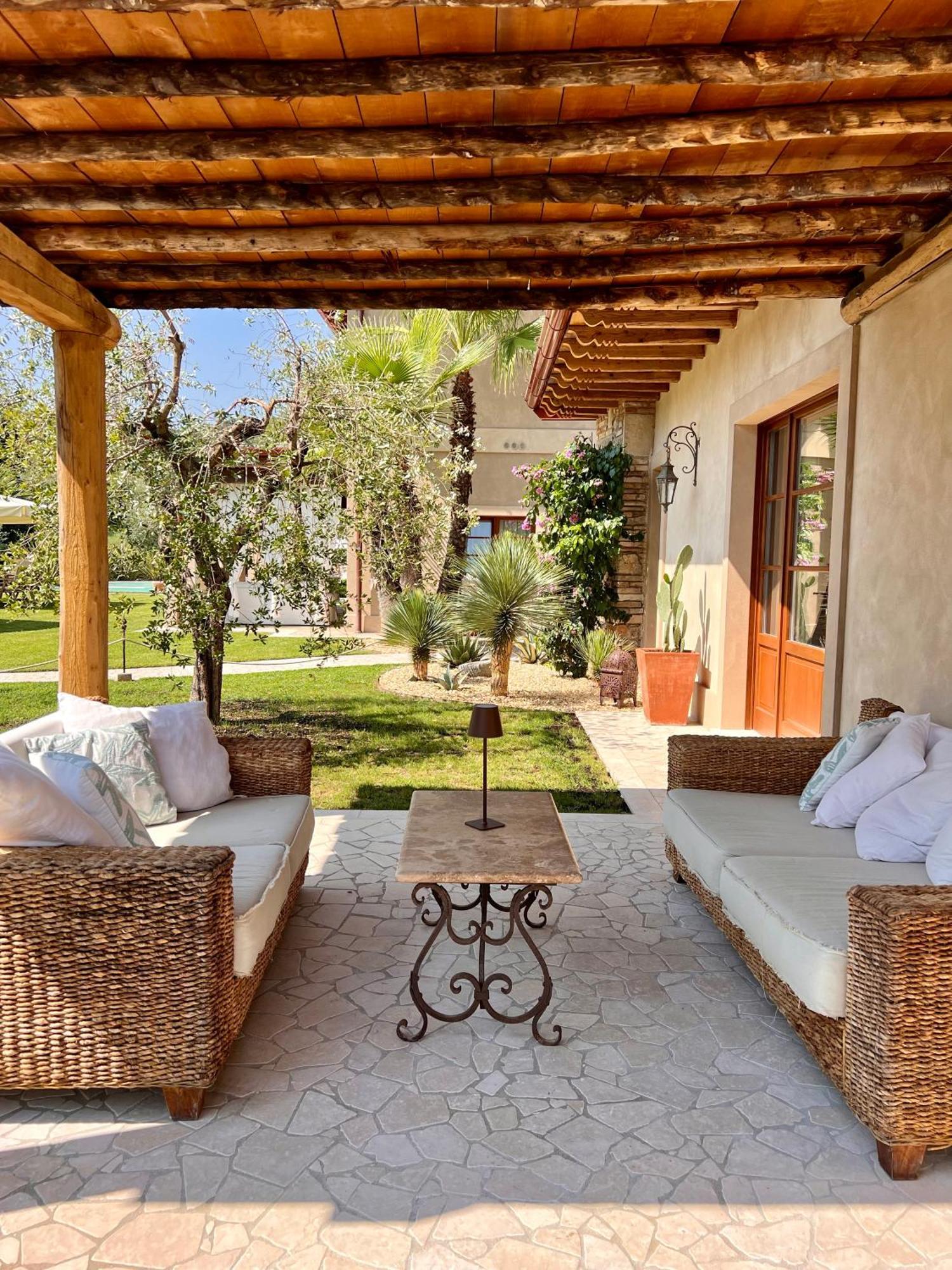 Villa Mario Resort Сало Экстерьер фото
